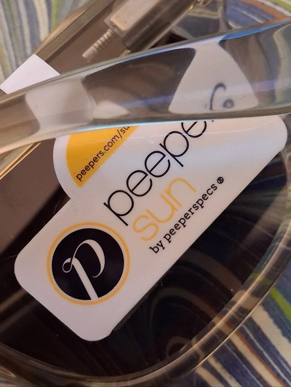 Peepers Sun Unisex Sunglasses Polarized NWT